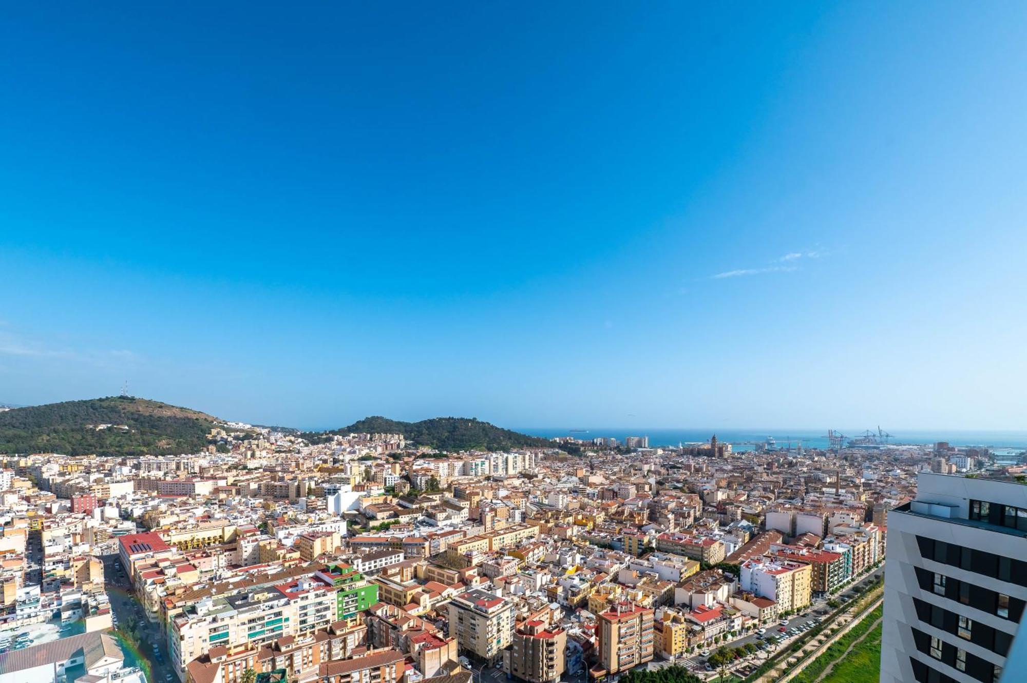 Sky Urban Tower Apartamento Málaga